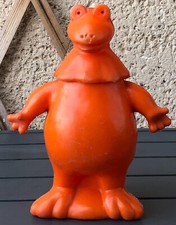 Figurine Casimir Bain Moussant, l'Ile Aux Enfants, Un Village Dans Les Nuages