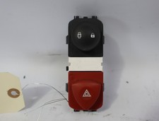 Bouton de warning occasion RENAULT SCENIC II Phase 2 - 1.9 DCI 130ch -