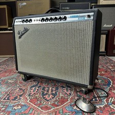 Fender Vibrolux Reverb 2