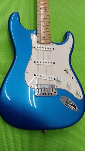 Guitare électrique fender - guitare,
