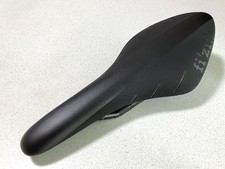 fizik Arione R1 Saddle Carbon