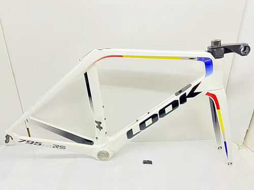 Ensemble cadre route look - de,