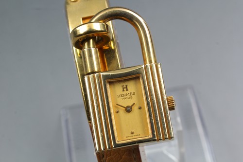 Montre cadenas pour femme