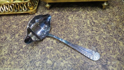 Ancienne petite louche - petite,