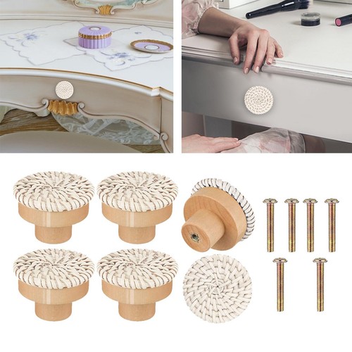 Boho rotin commode boutons