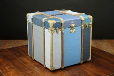 R2601 Malle à chapeaux pour femme 