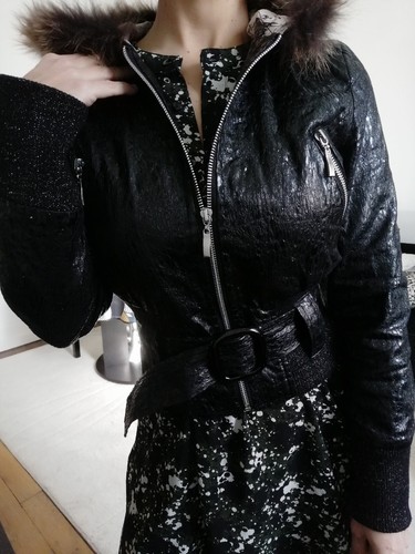 Blouson court cintré noir
