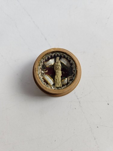 Ancien reliquaire sous verre - ancien,