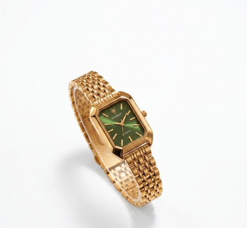 Montre femme carrée quartz