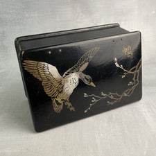 ASIE Boite laqué noire et rouge japon chine décor canard et branche de bourgeon