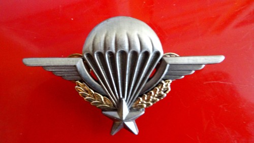 Insigne militaire brevet - insigne,