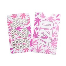 V-SYNDICATE GRINDER CARD - 420 ROSE - HACHOIR À TABAC PORTABLE AVEC SACHET