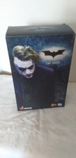 Hot toys joker the - joker, dark