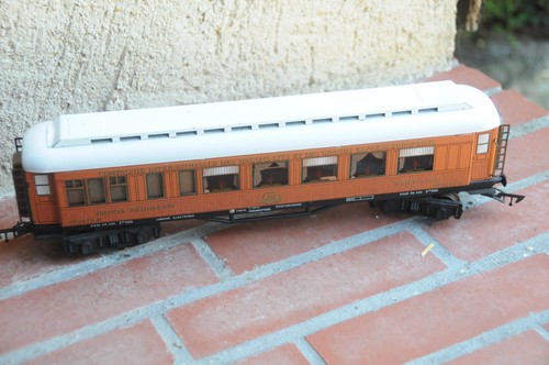 Voiture teck marquée - as,,