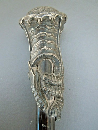 Canne pommeau gantelet bronze