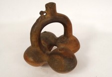 Vase siffleur 4 pieds précolombien terre cuite Lambayeque Pérou oiseau