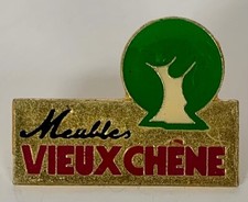 Pin's Meubles Vieux chêne	D5