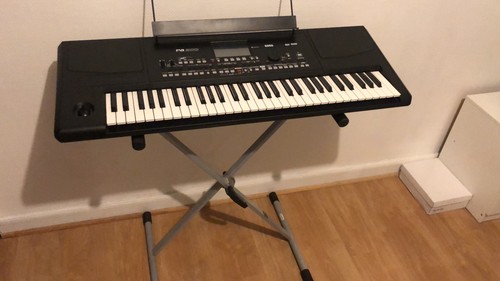 Piano numérique korg pa300 - piano,