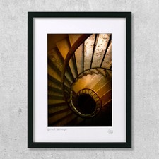 Photographie d'art (+cadre) "SPIRAL STAIRCASE" - Lieu abandonné, Escaliers