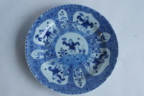 Assiette porcelaine bleu blanc