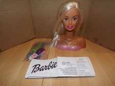 Tête à coiffer BARBIE avec