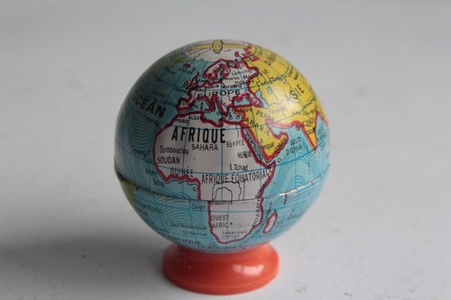 Ancien taille crayon globe - taille,