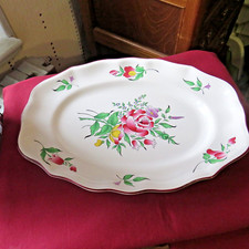 1 Plat ovale en faïence  de Lunéville KG décor Réverbère décor de roses 1