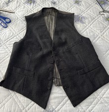 Ancien gilet d'homme. gris doublé +  doublure satin gris rayée blanc/ noir