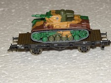 FLEISCHMANN SUPERBE WAGON PLAT A ESSIEUX TRANSPORT D'UN CHAR ALLEMAND HO (11)