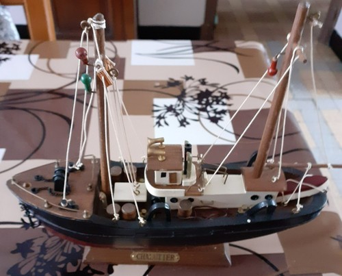 Bateau pour collectionneur - ,