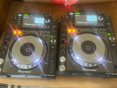 Pioneer cdj2000 nexus pro - pioneer,