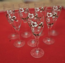 8   FLUTES A CHAMPAGNE PERRIER