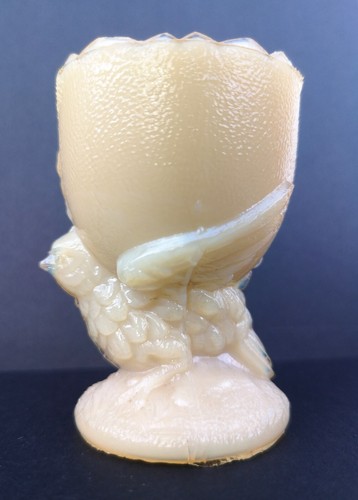 Ancien coquetier opaline - en,