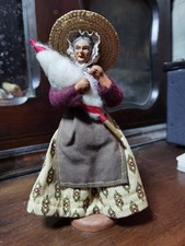 Santons de provence La dresseuse de laine. du village 14 cm...