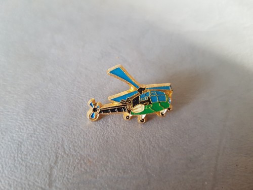 Pin avion patrouille - pin's, martini