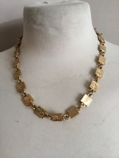 Collier doré BICHE de BÈRE
