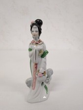 Statuette Femme Asiatique