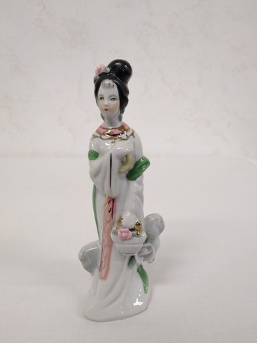 Statuette femme asiatique - femme,