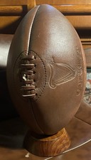 Ballon Rugby Guinness Neuf Avec Son TEE En Bois