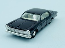 DINKY TOYS 1402 FORD Galaxie 500 1.43