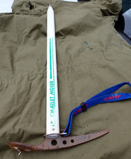 piolet alu  alpinisme escalade charlet moser