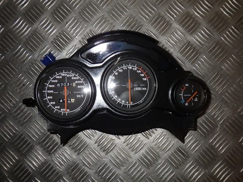 Suzuki 600 compteur - rf,