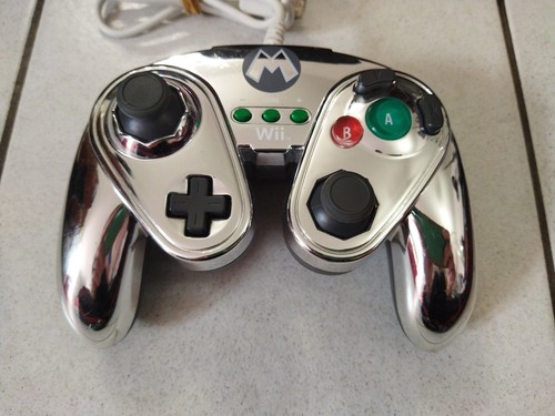Manette mario métal nintendo - mario,