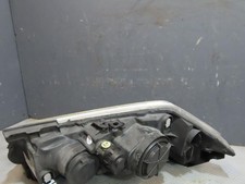 Optique avant principal droit