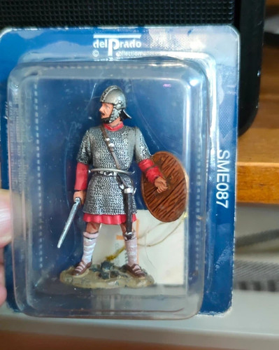 Figurine del prado tervingi - figurine,