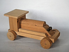 LOCOMOTIVE en bois "fait