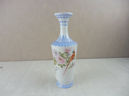 Ancien vase porcelaine