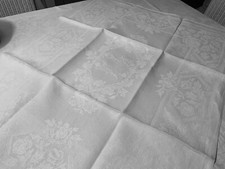 Linge Ancien 1 petite nappe  sur nappe DE MARIAGE Damassé De Soie Monogramme F L