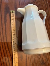 Carafe white 10 x 5 inches