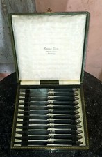 12 couteaux à dessert du XIX